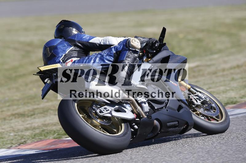 Archiv-2025/17 17.05.2025 PROMAX ADR/Gruppe gelb/unklar